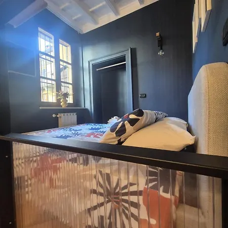 Rose-to Nel Centro Storico Di ! *