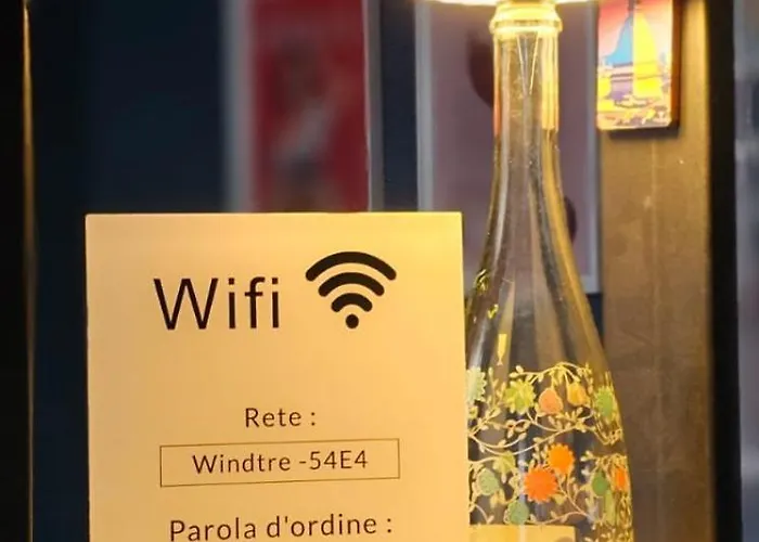Rosè-to Nel Centro Storico Di ! * Turin